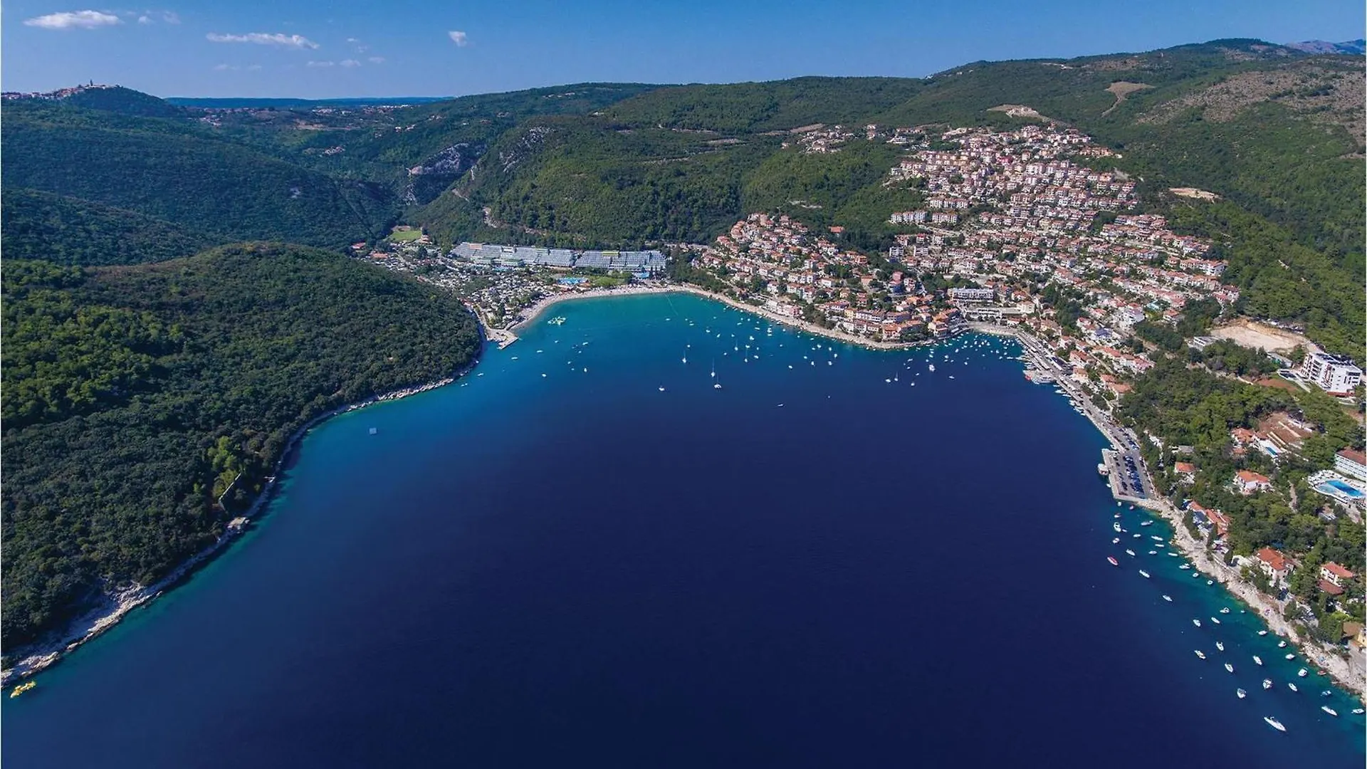 2 Bedroom Gorgeous Apartment In Labin Raša